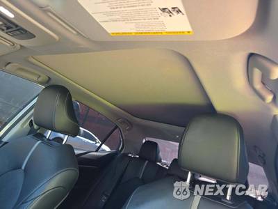 2020 Toyota Camry XSE - zdjęcie 8 z 21 - miniatura
