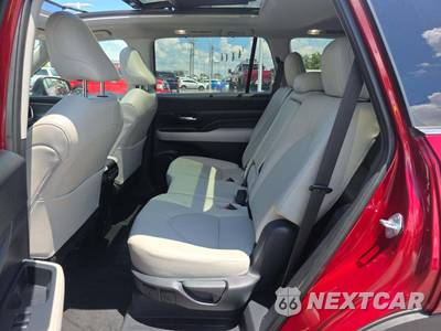 2025 Toyota Grand Highlander XLE - zdjęcie 10 z 22 - miniatura