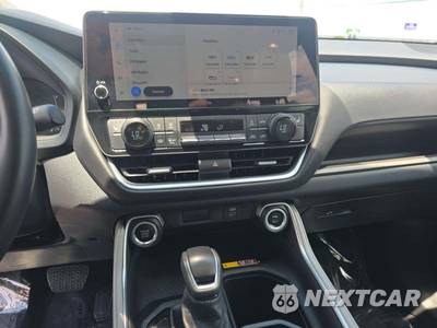 2025 Toyota Grand Highlander XLE - zdjęcie 7 z 22 - miniatura