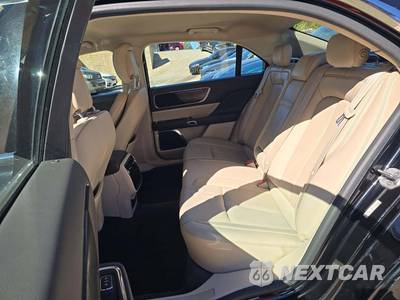 2017 Lincoln Continental Select - zdjęcie 13 z 30 - miniatura