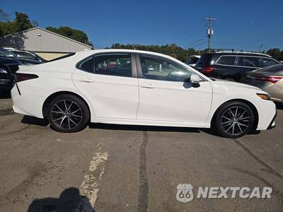 2023 Toyota Camry SE - zdjęcie 4 z 26 - miniatura