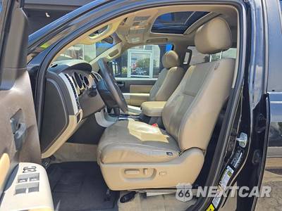 2008 Toyota Sequoia SR5 - zdjęcie 6 z 31 - miniatura