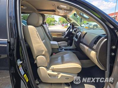 2008 Toyota Sequoia SR5 - zdjęcie 19 z 31 - miniatura