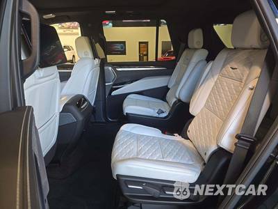 2026 Cadillac Escalade Platinum Sport 1SH - zdjęcie 13 z 23 - miniatura