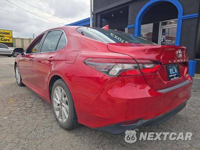 2023 Toyota Camry LE - zdjęcie 2 z 28 - miniatura