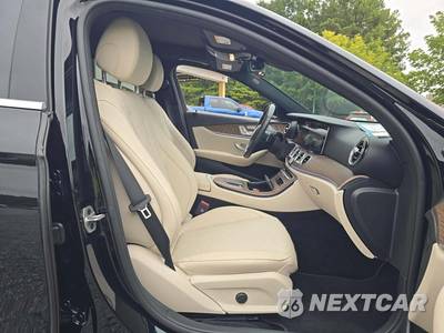 2023 Mercedes-Benz E 350 4MATIC Sedan - zdjęcie 15 z 21 - miniatura