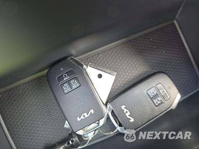 2024 Kia Carnival MPV LX w/ Seat Package 121.7" WB - zdjęcie 5 z 23 - miniatura
