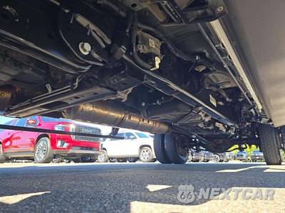 2024 Ford Super Duty F-450 Limited Crew Cab Long Bed DRW - zdjęcie 7 z 22 - miniatura