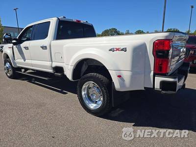 2024 Ford Super Duty F-450 Limited Crew Cab Long Bed DRW - zdjęcie 2 z 22 - miniatura