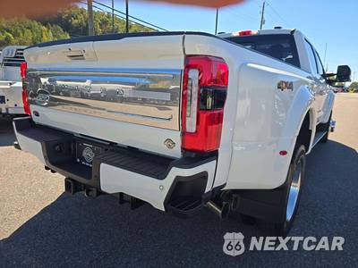 2024 Ford Super Duty F-450 Limited Crew Cab Long Bed DRW - zdjęcie 3 z 22 - miniatura