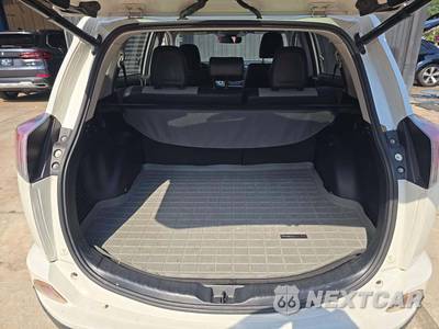 2016 Toyota RAV4 Limited - zdjęcie 14 z 28 - miniatura