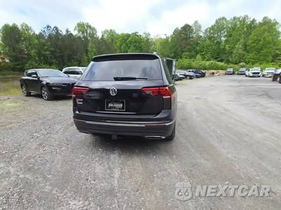 2020 Volkswagen Tiguan SE - zdjęcie 4 z 26 - miniatura