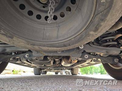 2015 Toyota Sequoia SR5 - zdjęcie 16 z 25 - miniatura