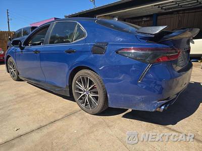 2023 Toyota Camry SE - zdjęcie 2 z 26 - miniatura