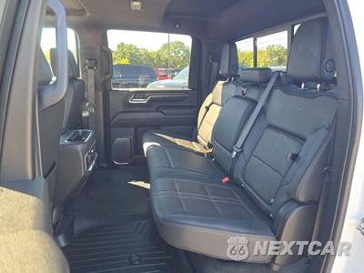 2024 Chevrolet Silverado 2500HD High Country Crew Cab Medium Bed 3LZ - zdjęcie 13 z 24 - miniatura