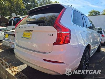 2022 Volvo XC90 T5 Momentum 7-Passenger - zdjęcie 3 z 27 - miniatura