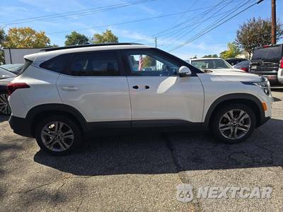 2021 Kia Seltos S - zdjęcie 4 z 24 - miniatura