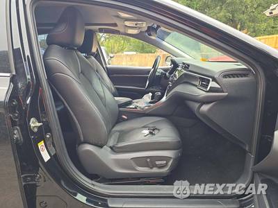 2019 Toyota Camry XSE - zdjęcie 18 z 24 - miniatura