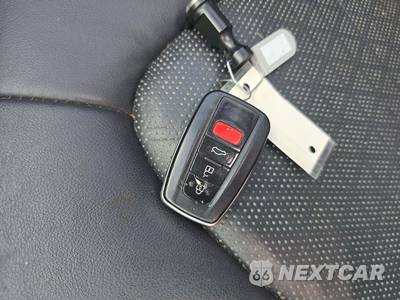 2019 Toyota Camry XSE - zdjęcie 8 z 24 - miniatura