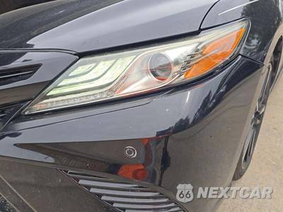 2019 Toyota Camry XSE - zdjęcie 21 z 24 - miniatura