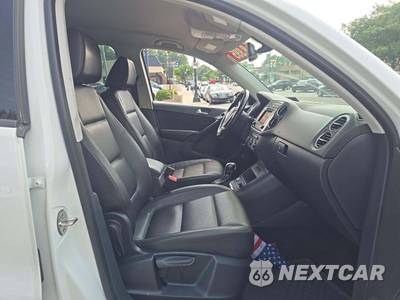 2016 Volkswagen Tiguan S - zdjęcie 18 z 24 - miniatura