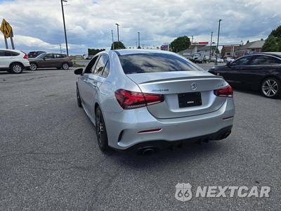 2021 Mercedes-Benz AMG A 35 4MATIC - zdjęcie 2 z 23 - miniatura