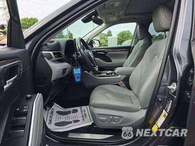 2020 Toyota Highlander Limited - zdjęcie 6 z 25 - miniatura