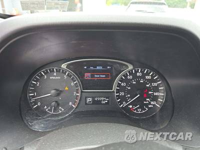 2013 Nissan Pathfinder SV - zdjęcie 9 z 30 - miniatura