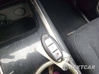 2013 Nissan Pathfinder SV - zdjęcie 8 z 30 - miniatura