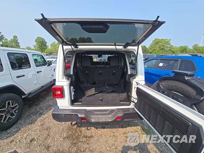 2025 Jeep Wrangler 4 Door Sahara - zdjęcie 14 z 20 - miniatura