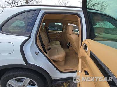 2014 Porsche Cayenne Diesel - zdjęcie 13 z 19 - miniatura