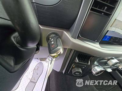 2025 Ford F-150 XLT Crew Cab Short Bed - zdjęcie 5 z 19 - miniatura