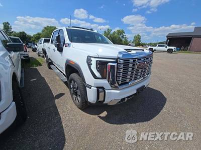 2026 GMC Sierra 2500HD Denali Crew Cab Medium Bed - zdjęcie 4 z 20 - miniatura
