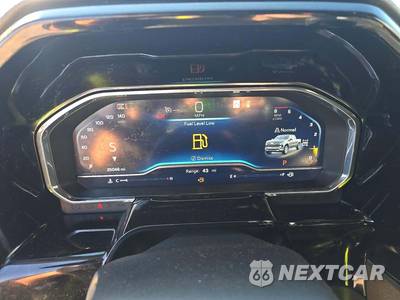 2025 Chevrolet Silverado 1500 RST Crew Cab Short Bed 1SP - zdjęcie 6 z 19 - miniatura