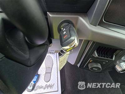 2025 Ford F-150 XLT Crew Cab Short Bed - zdjęcie 5 z 17 - miniatura