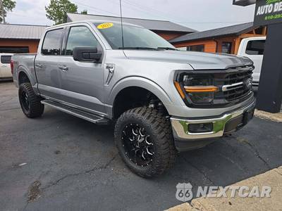 2025 Ford F-150 XLT Crew Cab Short Bed - zdjęcie 4 z 20 - miniatura