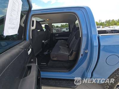 2019 Toyota Tundra SR5 Crew Cab Short Bed - zdjęcie 10 z 21 - miniatura