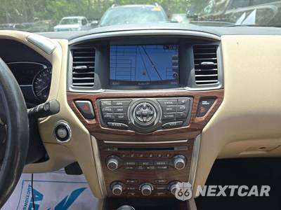 2017 Nissan Pathfinder Platinum - zdjęcie 10 z 22 - miniatura