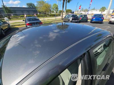 2013 Toyota Corolla LE - zdjęcie 12 z 25 - miniatura
