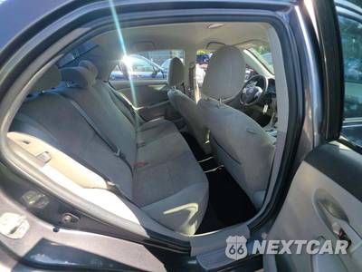 2013 Toyota Corolla LE - zdjęcie 16 z 25 - miniatura