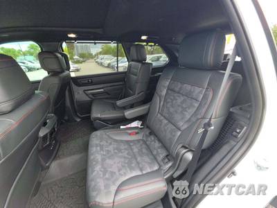 2025 Toyota Sequoia TRD Pro - zdjęcie 13 z 21 - miniatura