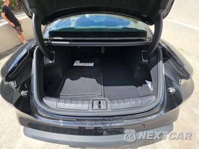 2022 Porsche Taycan - zdjęcie 14 z 21 - miniatura
