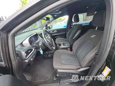 2020 Chrysler Pacifica Touring 121.6" WB - zdjęcie 6 z 24 - miniatura