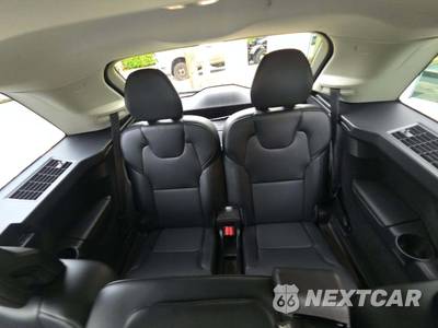 2023 Volvo XC90 B5 Core 7-Passenger - zdjęcie 14 z 22 - miniatura