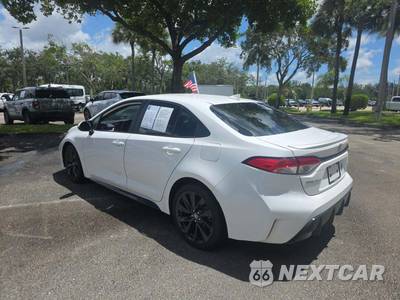 2024 Toyota Corolla SE Sedan - zdjęcie 2 z 20 - miniatura