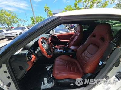 2021 Nissan GT-R Premium - zdjęcie 6 z 22 - miniatura