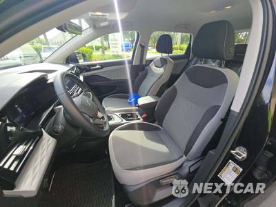 2023 Volkswagen Taos S - zdjęcie 3 z 17 - miniatura