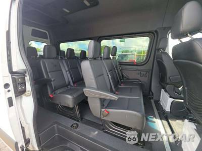 2025 Mercedes-Benz Sprinter 2500 Passenger Van Standard Roof 144.0" WB - zdjęcie 16 z 22 - miniatura