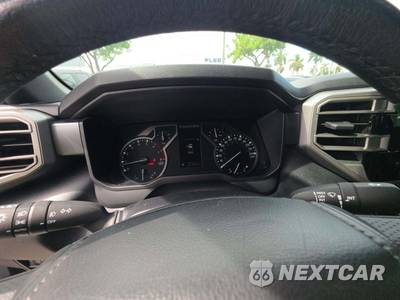 2025 Toyota Tundra SR5 Crew Cab Short Bed - zdjęcie 9 z 23 - miniatura