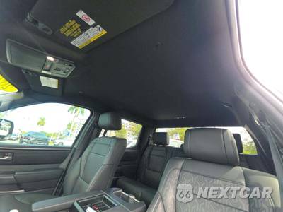2025 Toyota Tundra SR5 Crew Cab Short Bed - zdjęcie 11 z 23 - miniatura